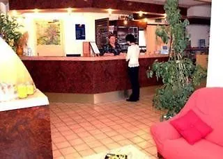 Hotel Comfort Hotel Montlucon 3*